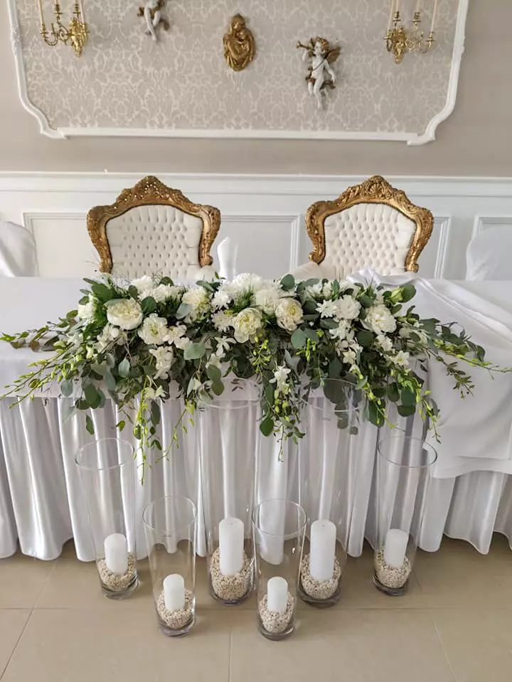 Dekoracje sal weselnych